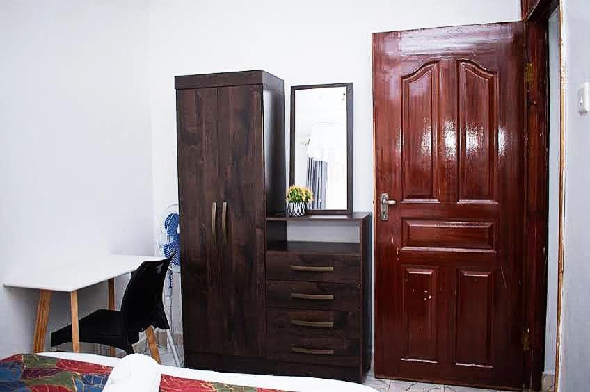 Bomani -2 Tom Mboya Apartment Кисуму Экстерьер фото