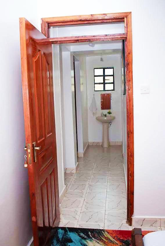 Bomani -2 Tom Mboya Apartment Кисуму Экстерьер фото
